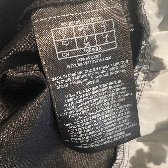 Guess Abstract Dye Sleeveless Tiered Dress Size 2 - Picture 6 of 6